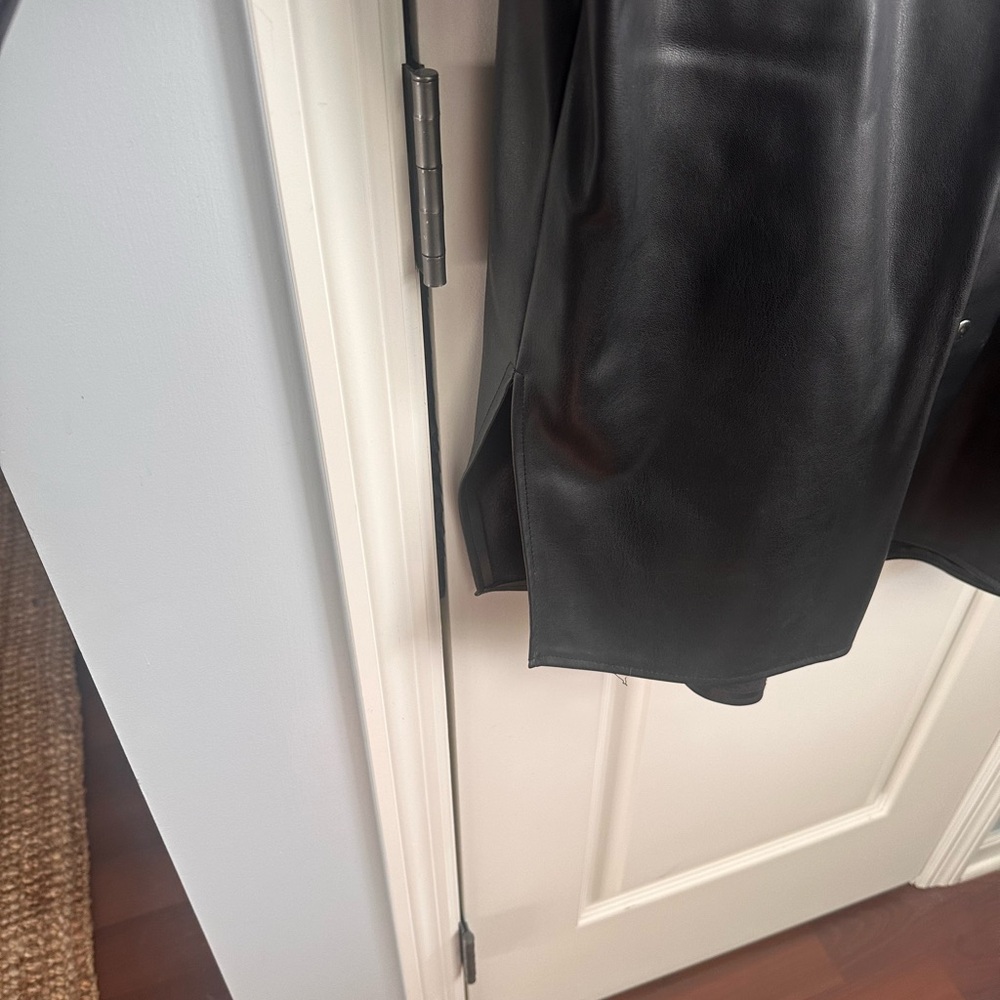 Zara Black Faux Leather Shirt - Picture 3 of 5